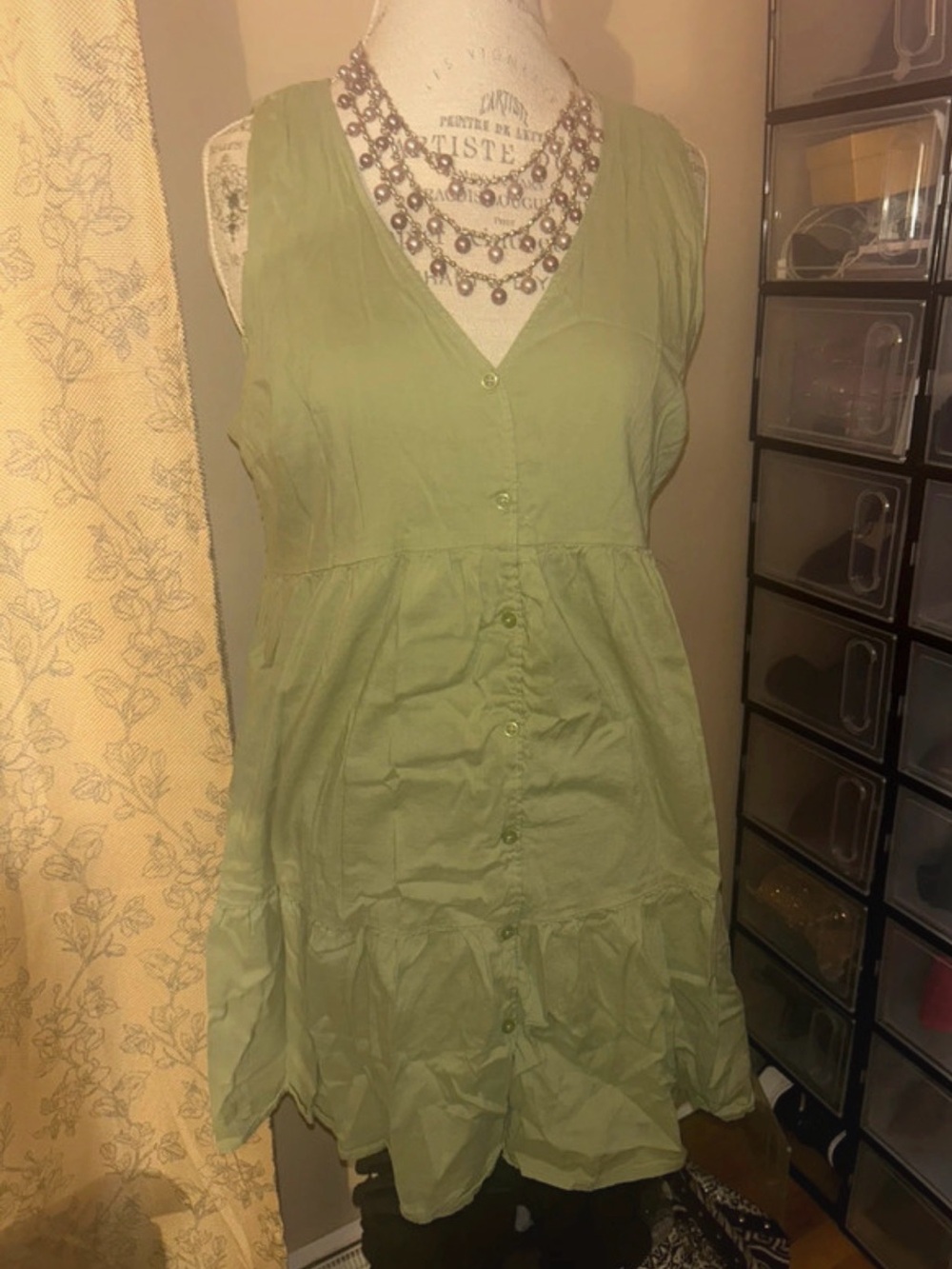 LC Lauren Conrad Light Green Casual Dress Top